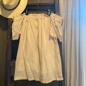 Super cute cream off shoulder dress. Size Small and made by Knot Sisters.